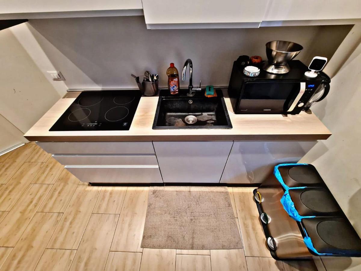Modern Apartment Cozy Style Roma Esterno foto